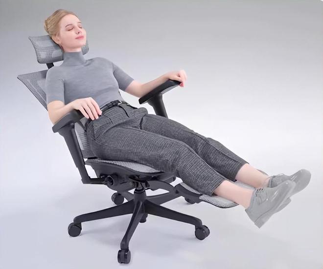 荐？亲身实测办公椅电脑椅最新选购攻略！pg电子试玩2025双12人体工学椅推(图2)